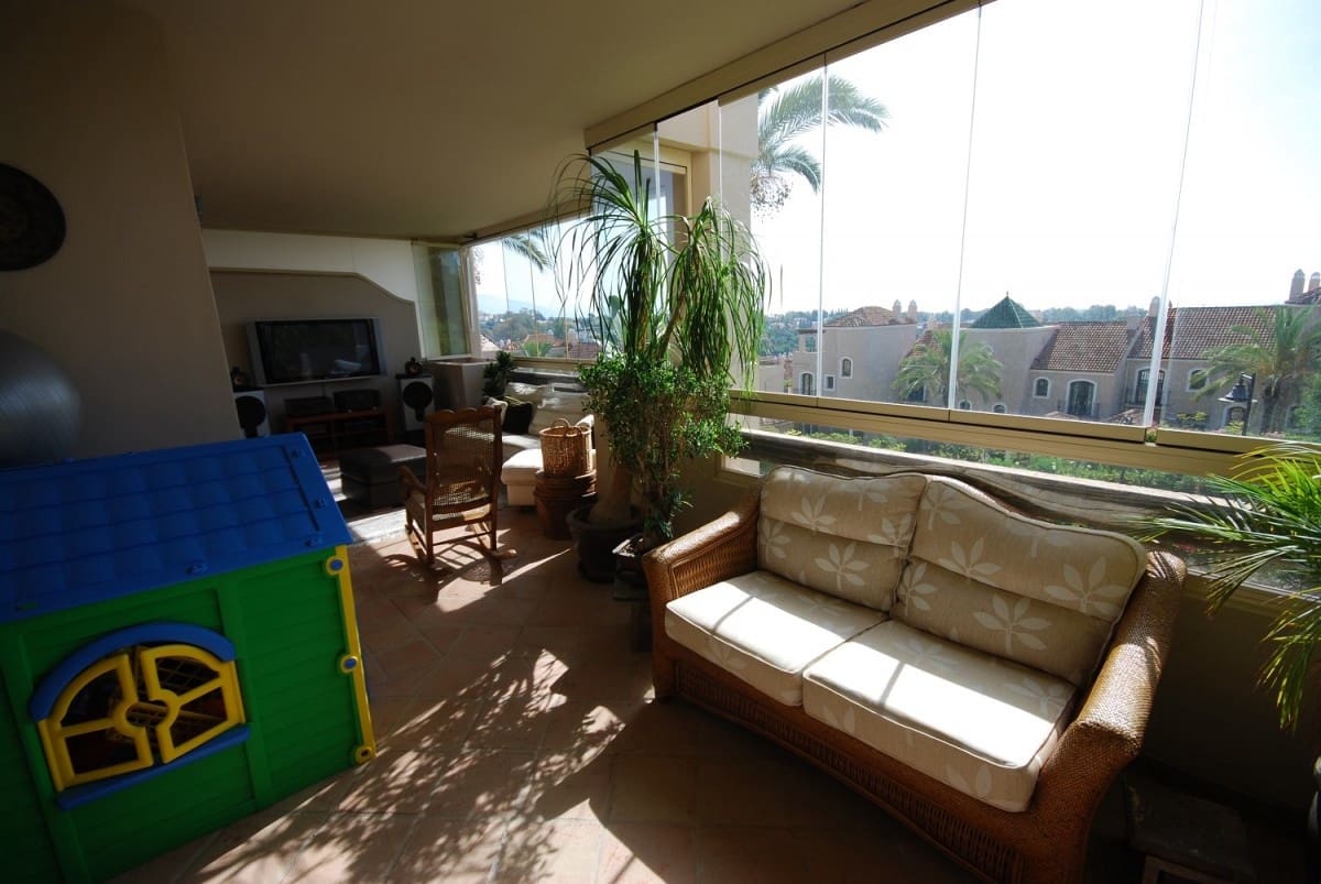 3 slaapkamer Appartement te koop in Marbella met zwembad garage - € 360.000 (Ref: 10001742)