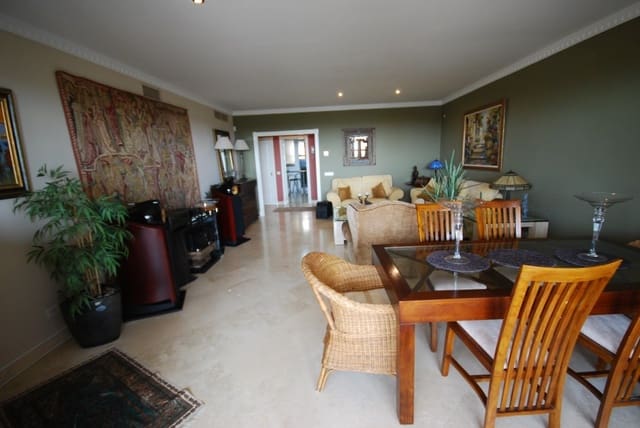 3 slaapkamer Appartement te koop in Marbella met zwembad garage - € 360.000 (Ref: 10001742)