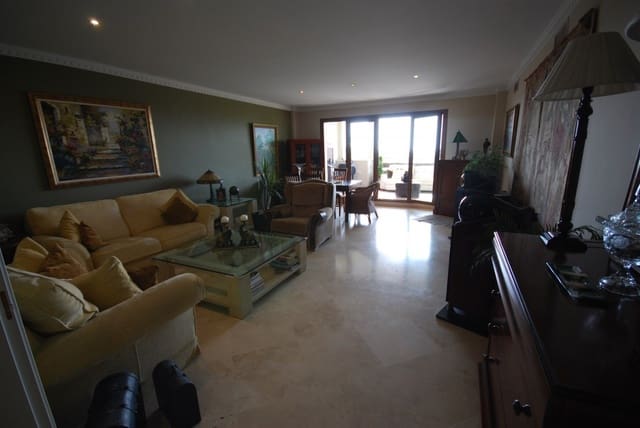 3 slaapkamer Appartement te koop in Marbella met zwembad garage - € 360.000 (Ref: 10001742)