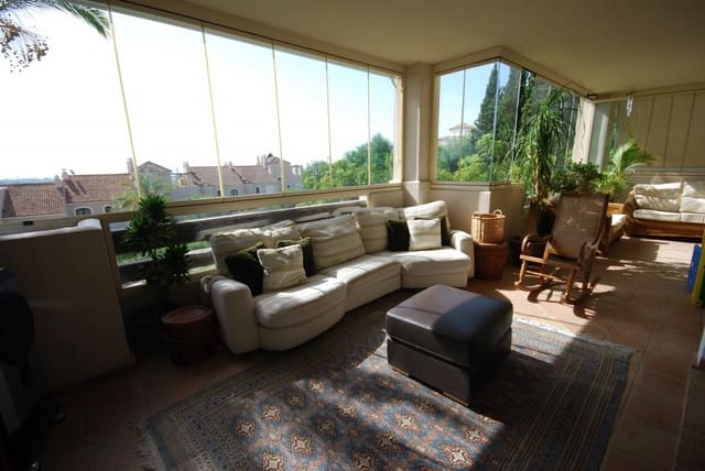 3 slaapkamer Appartement te koop in Marbella met zwembad garage - € 360.000 (Ref: 10001742)