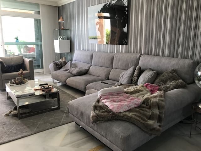 3 sypialnia Apartament na sprzedaż w Marbella z basenem garażem - 895 000 € (Ref: 10001744)