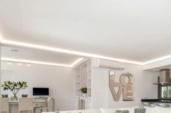 5 slaapkamer Villa te koop in Marbella met zwembad garage - € 2.650.000 (Ref: 10001747)