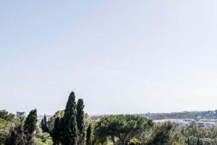 5 slaapkamer Villa te koop in Marbella met zwembad garage - € 2.650.000 (Ref: 10001747)