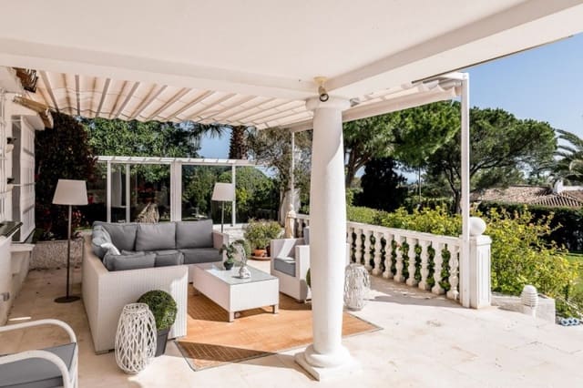 5 slaapkamer Villa te koop in Marbella met zwembad garage - € 2.650.000 (Ref: 10001747)