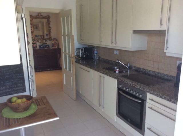 3 bedroom Penthouse for sale in Marbella with pool garage - € 390,000 (Ref: 10001753)