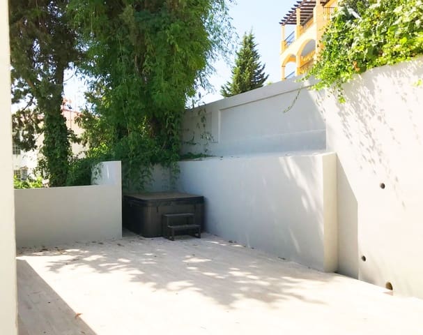 2 Zimmer Apartment zu verkaufen in Marbella mit Pool Garage - 369.000 € (Ref: 10001755)