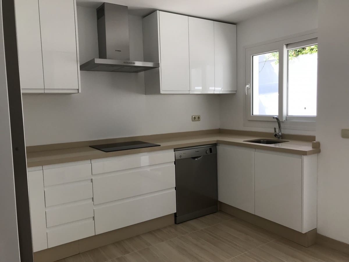 2 sovrum Lägenhet till salu i Marbella med pool garage - 369 000 € (Ref: 10001755)