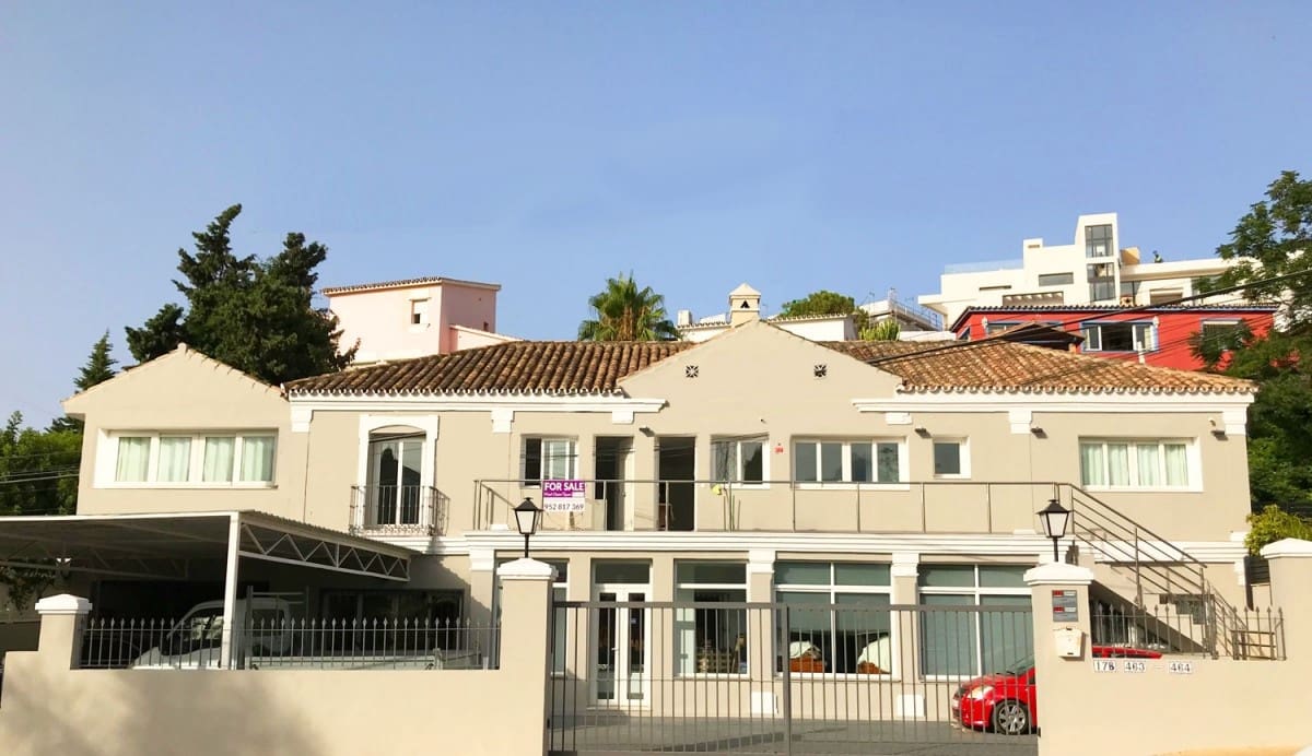 2 sovrum Lägenhet till salu i Marbella med pool garage - 369 000 € (Ref: 10001755)