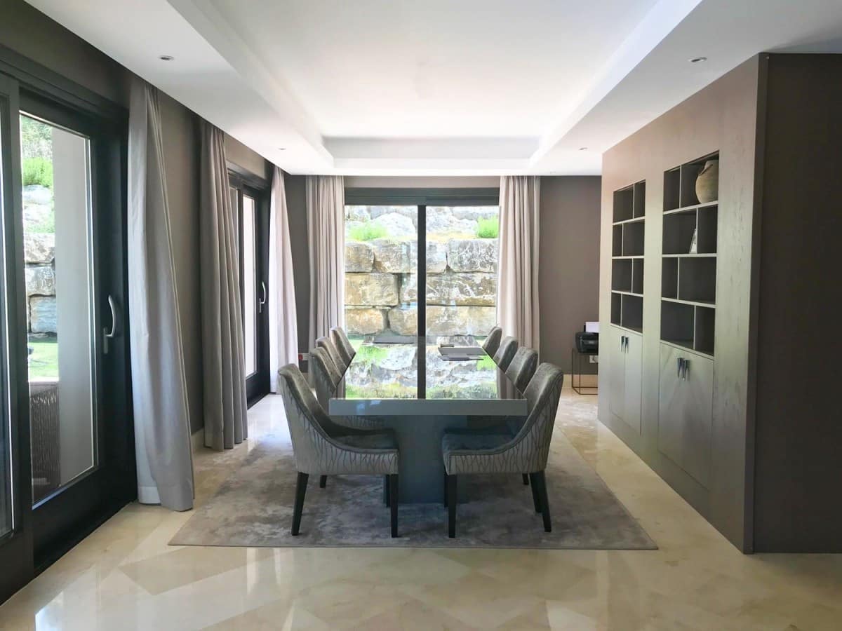 Chalet de 5 habitaciones en Marbella en venta con piscina garaje - 2.350.000 € (Ref: 10001757)