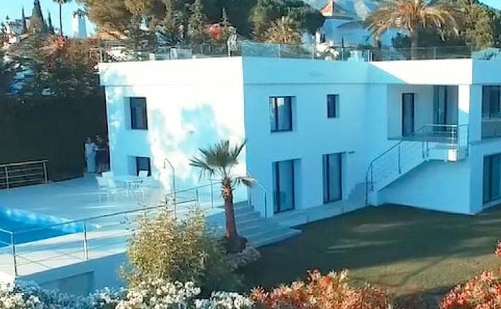 4 soverom Villa til salgs i Marbella med svømmebasseng garasje - € 1 890 000 (Ref: 10001759)