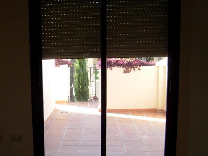3 soverom Hus til salgs i Marbella med svømmebasseng garasje - € 530 000 (Ref: 10001760)