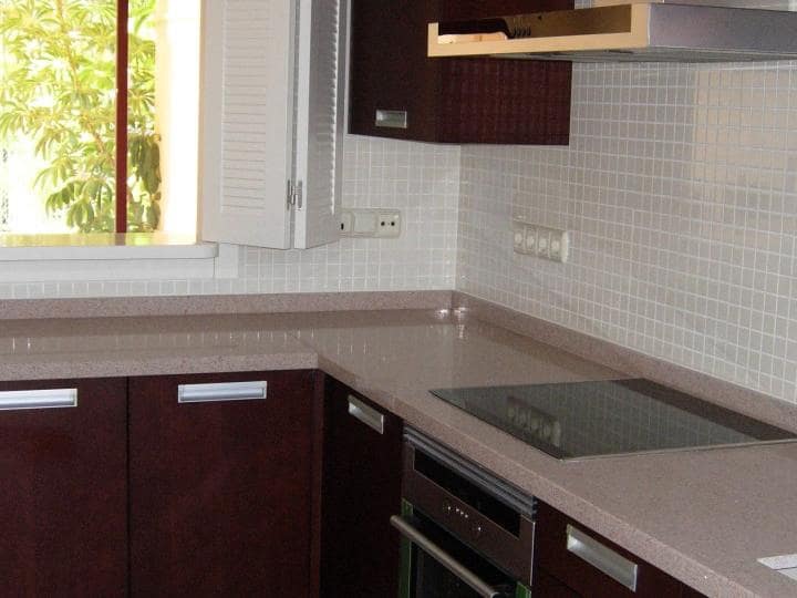 3 soverom Hus til salgs i Marbella med svømmebasseng garasje - € 530 000 (Ref: 10001760)