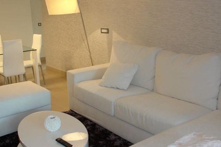 2 soveværelse Lejlighed til salg i Estepona med swimmingpool - € 325.000 (Ref: 10001761)