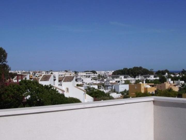 3 Zimmer Penthouse zu verkaufen in Marbella mit Pool Garage - 599.000 € (Ref: 10001762)
