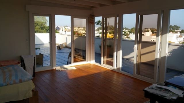 3 Zimmer Penthouse zu verkaufen in Marbella mit Pool Garage - 599.000 € (Ref: 10001762)