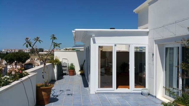 3 Zimmer Penthouse zu verkaufen in Marbella mit Pool Garage - 599.000 € (Ref: 10001762)