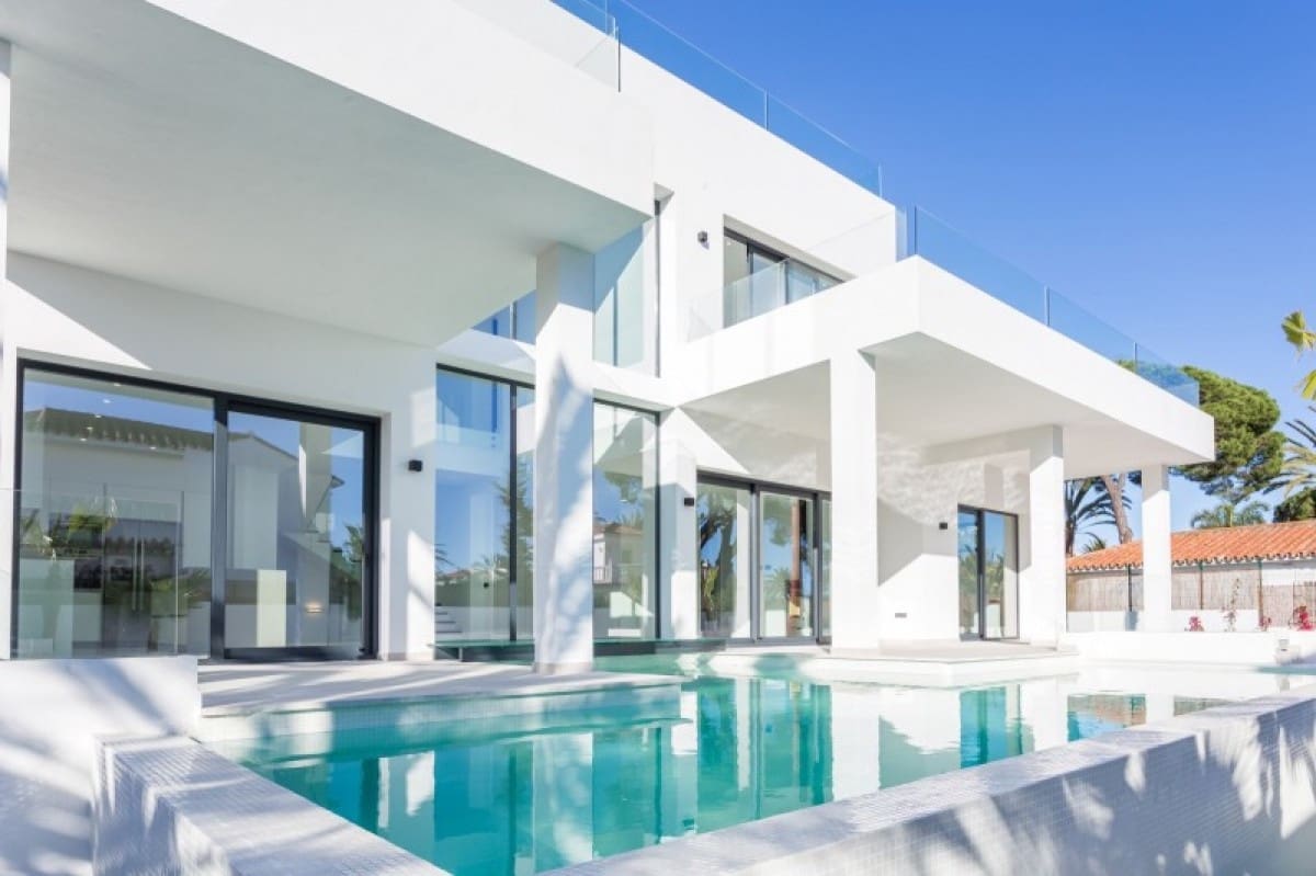 5 chambre Villa/Maison à vendre à Marbella avec piscine - 2 650 000 € (Ref: 10001764)