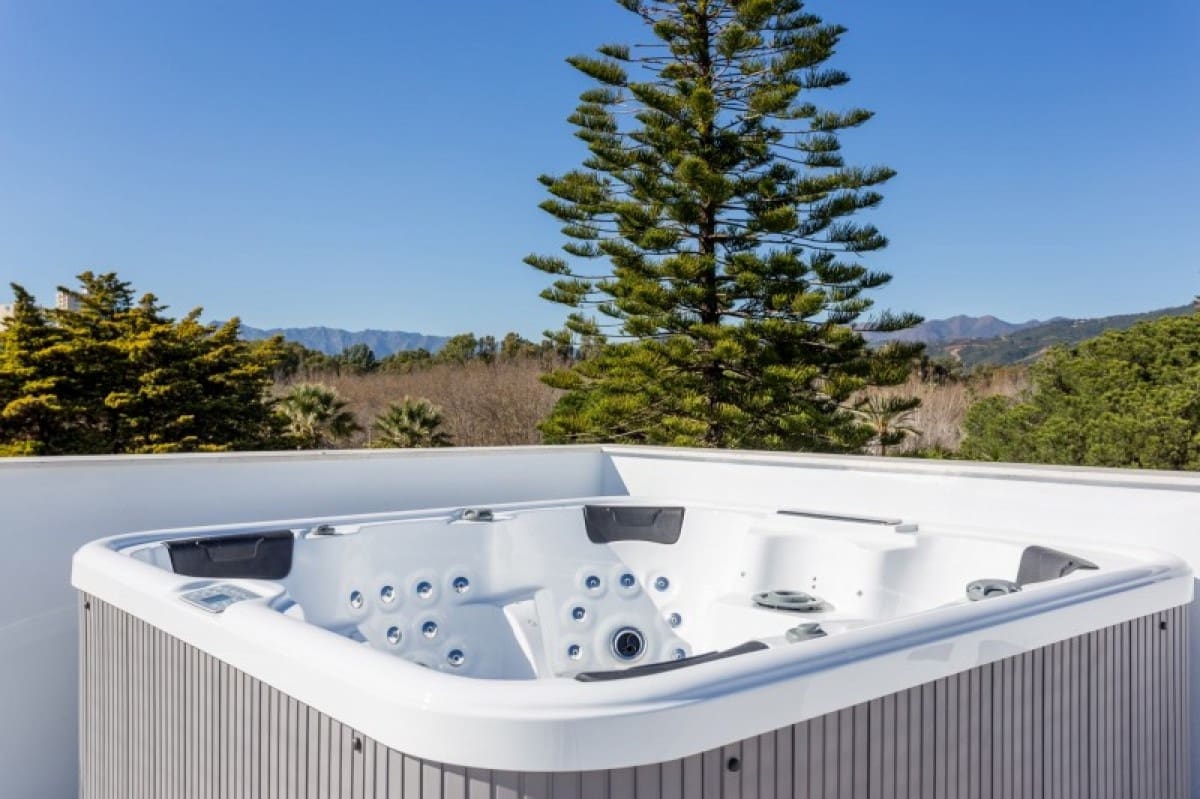 5 chambre Villa/Maison à vendre à Marbella avec piscine - 2 650 000 € (Ref: 10001764)
