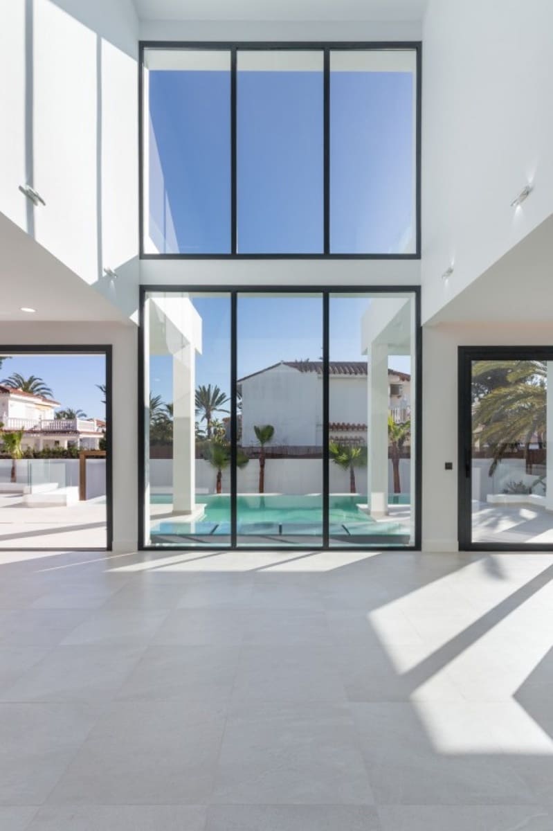 5 chambre Villa/Maison à vendre à Marbella avec piscine - 2 650 000 € (Ref: 10001764)