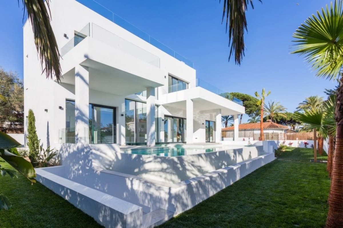 5 chambre Villa/Maison à vendre à Marbella avec piscine - 2 650 000 € (Ref: 10001764)