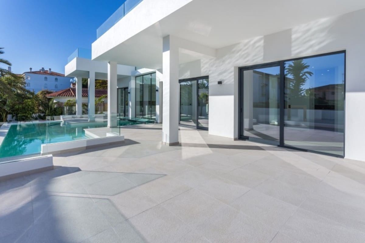 5 chambre Villa/Maison à vendre à Marbella avec piscine - 2 650 000 € (Ref: 10001764)