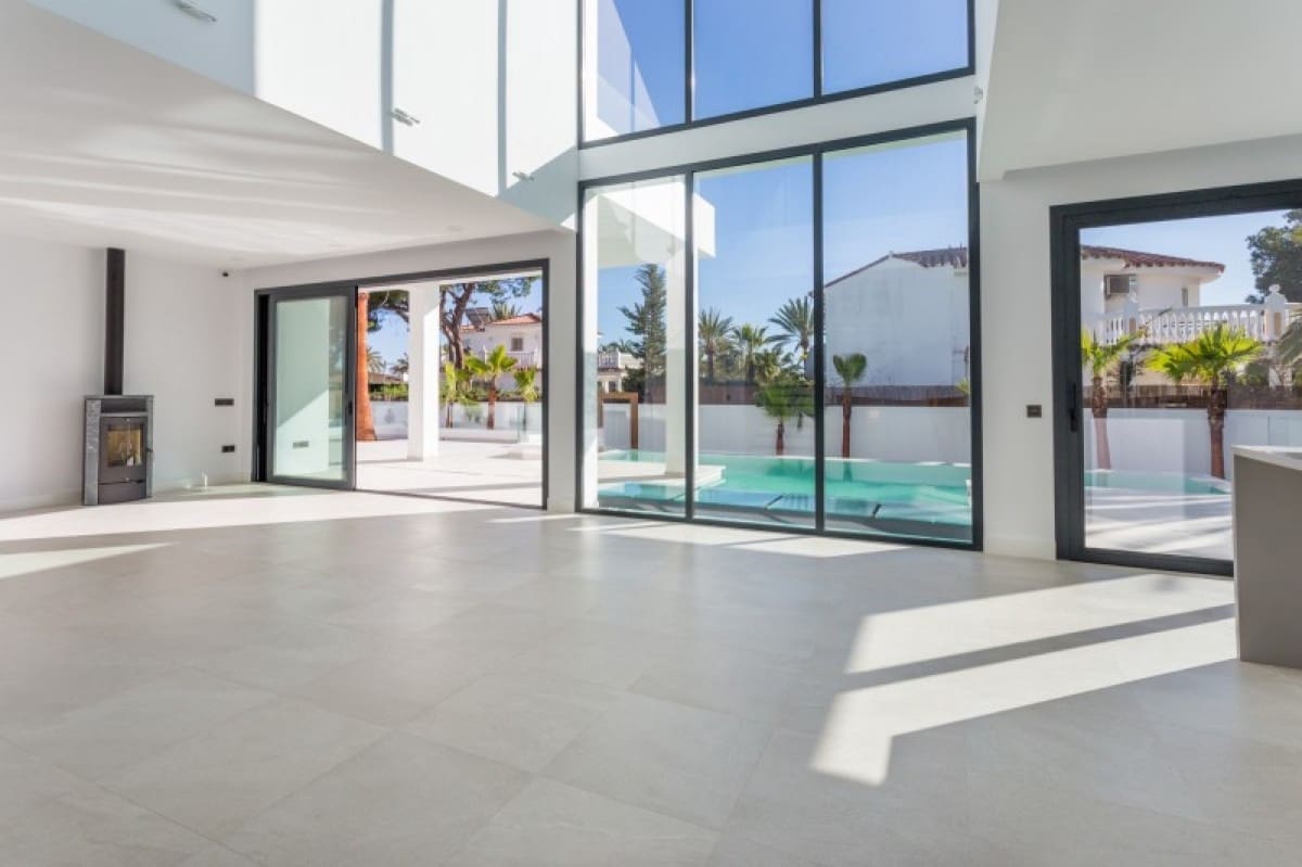 5 chambre Villa/Maison à vendre à Marbella avec piscine - 2 650 000 € (Ref: 10001764)