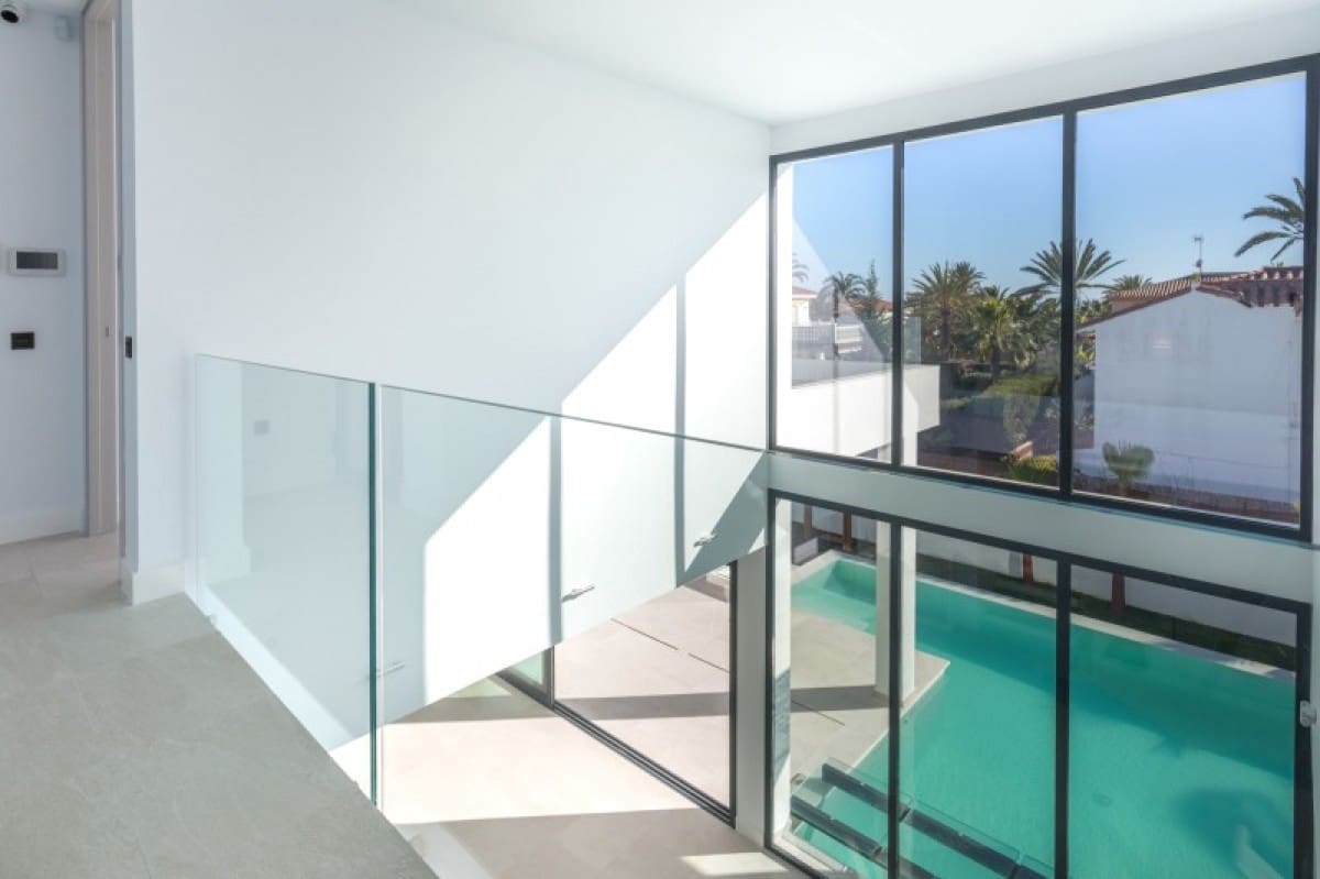 5 chambre Villa/Maison à vendre à Marbella avec piscine - 2 650 000 € (Ref: 10001764)