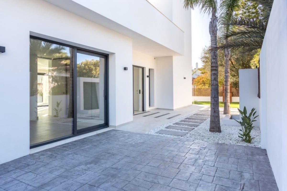 5 chambre Villa/Maison à vendre à Marbella avec piscine - 2 650 000 € (Ref: 10001764)