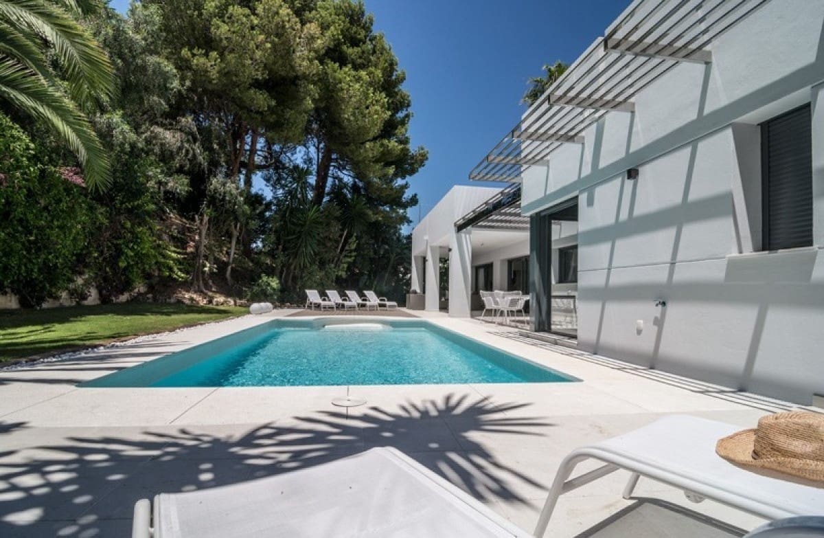 4 sypialnia Willa na sprzedaż w Marbella z basenem - 1 495 000 € (Ref: 10001765)