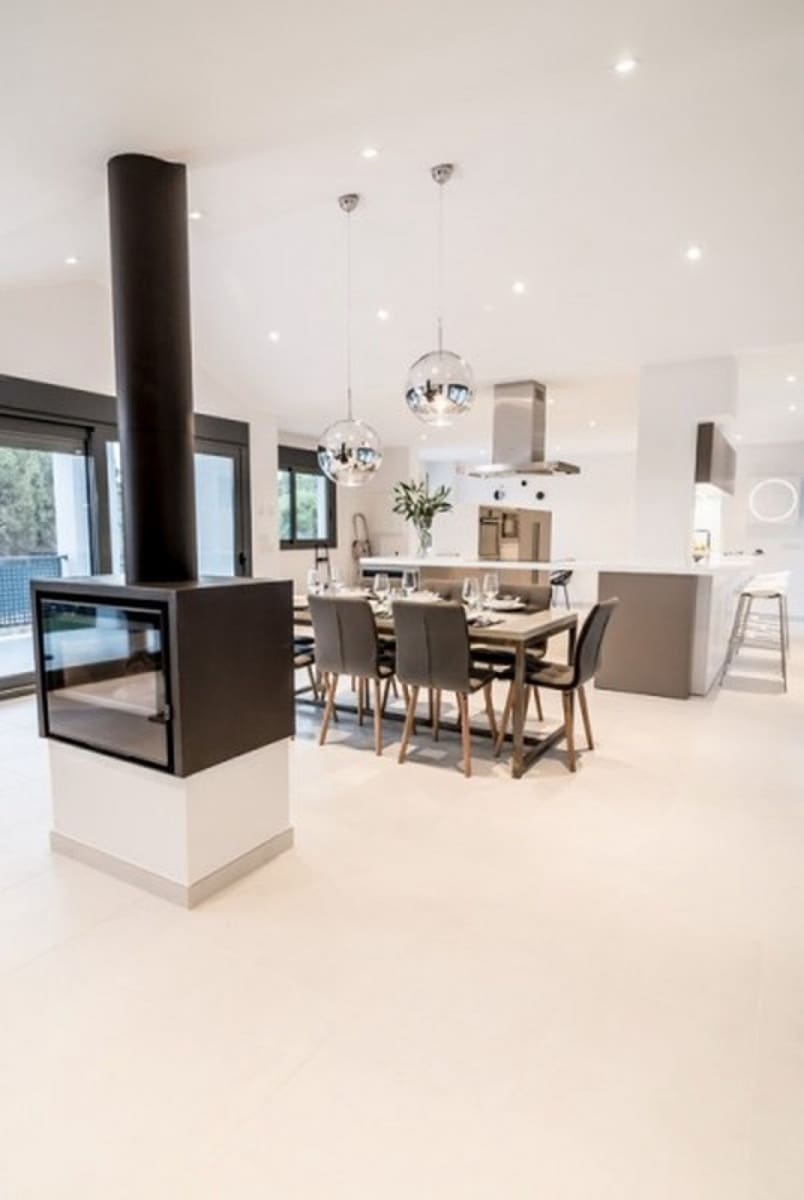 4 sypialnia Willa na sprzedaż w Marbella z basenem - 1 495 000 € (Ref: 10001765)