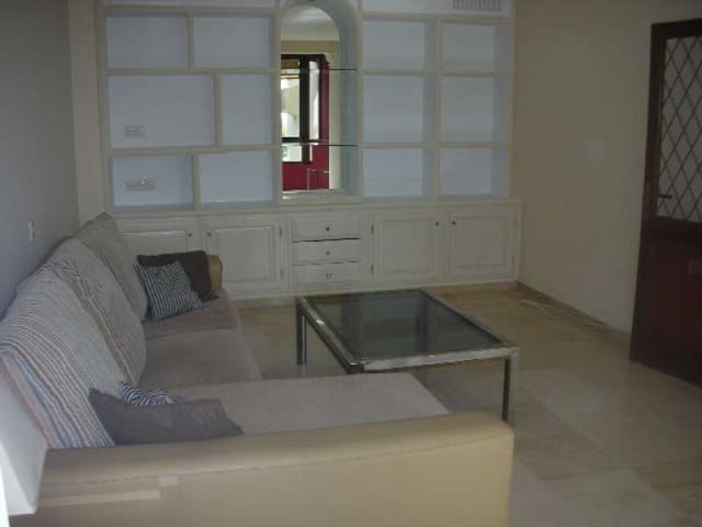 1 quarto Apartamento para venda em Marbella com piscina - 299 000 € (Ref: 10001766)