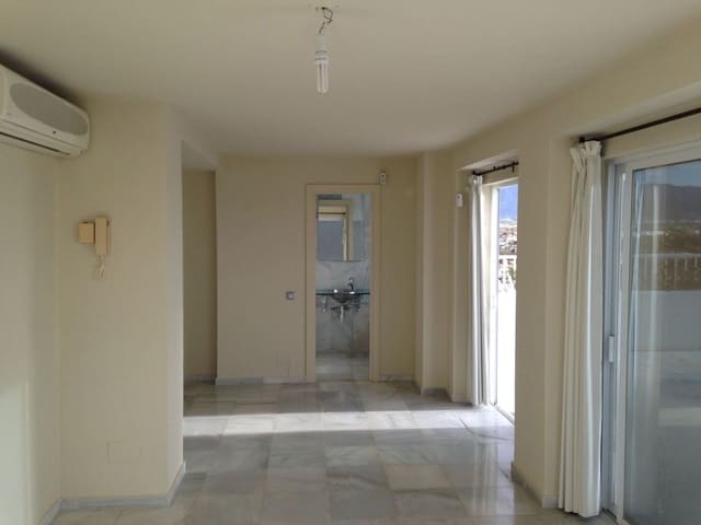 3 bedroom Apartment for sale in Marbella with pool garage - € 1,400,000 (Ref: 10001767)