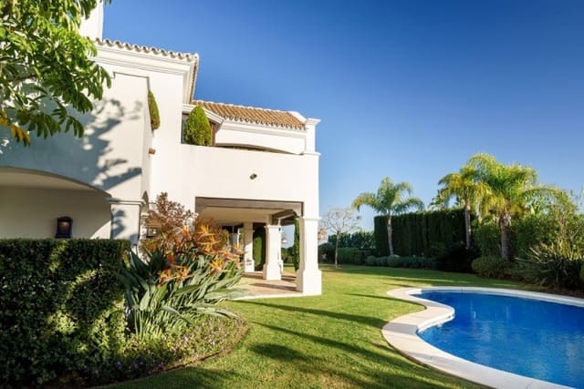 5 bedroom Villa for sale in Marbella with pool garage - € 2,995,000 (Ref: 10001768)