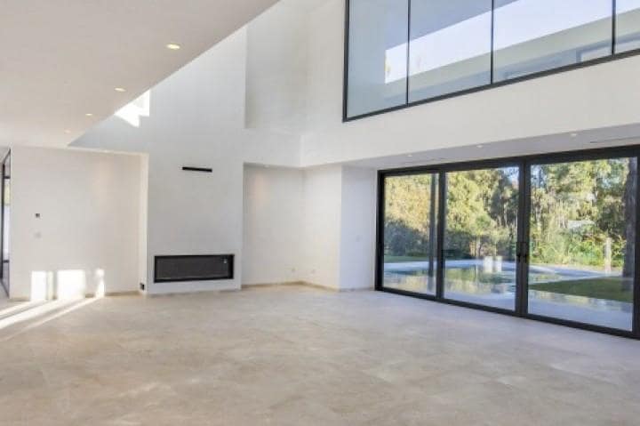 Chalet de 4 habitaciones en Guadalmina en venta con piscina garaje - 2.700.000 € (Ref: 10001770)