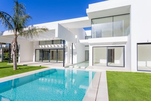 4 Zimmer Villa zu verkaufen in Guadalmina, Marbella mit Pool Garage - 2.700.000 € (Ref: 10001770)