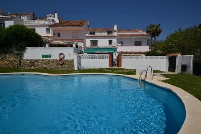 3 chambre Maison de Ville à vendre à Marbella avec piscine garage - 389 000 € (Ref: 10001772)