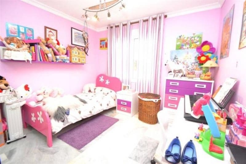 3 sypialnia Dom na sprzedaż w Marbella z basenem garażem - 389 000 € (Ref: 10001772)