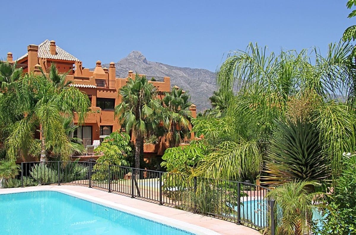3 sovrum Takvåning till salu i Marbella med pool garage - 1 250 000 € (Ref: 10001773)