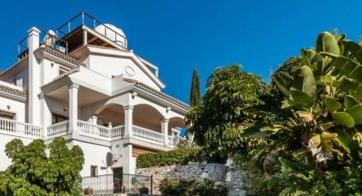 4 quarto Moradia para venda em Marbella com piscina - 1 875 000 € (Ref: 10001775)
