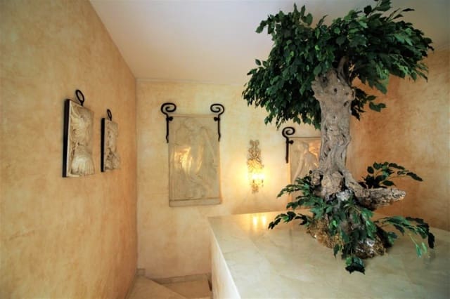 3 slaapkamer Penthouse te koop in Marbella met zwembad garage - € 1.900.000 (Ref: 10001776)