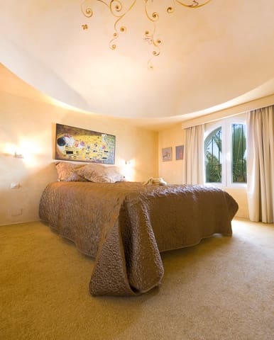 4 sypialnia Willa na sprzedaż w Mijas Costa, Mijas z basenem garażem - 2 700 000 € (Ref: 10001777)