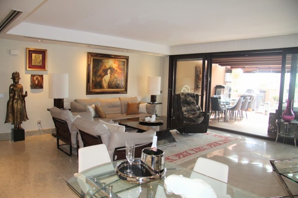 3 camera da letto Attico in vendita in Marbella con piscina garage - 2.250.000 € (Rif: 10001778)