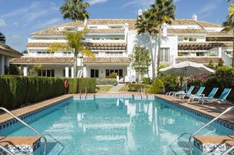 5 slaapkamer Penthouse te koop in Golden Mile met zwembad garage - € 2.195.000 (Ref: 10001779)