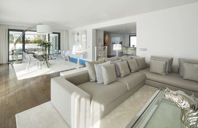 5 slaapkamer Penthouse te koop in Golden Mile, Marbella met zwembad garage - € 2.195.000 (Ref: 10001779)