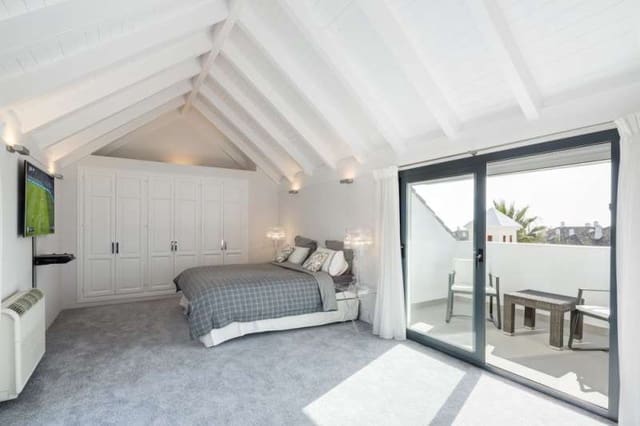 5 slaapkamer Penthouse te koop in Golden Mile, Marbella met zwembad garage - € 2.195.000 (Ref: 10001779)