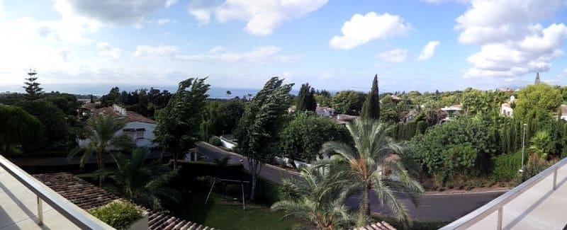 3 sypialnia Penthouse na sprzedaż w Marbella z basenem - 1 700 000 € (Ref: 10001780)