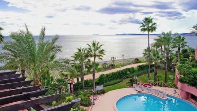 3 camera da letto Attico in vendita in Estepona con piscina garage - 1.445.000 € (Rif: 10001781)