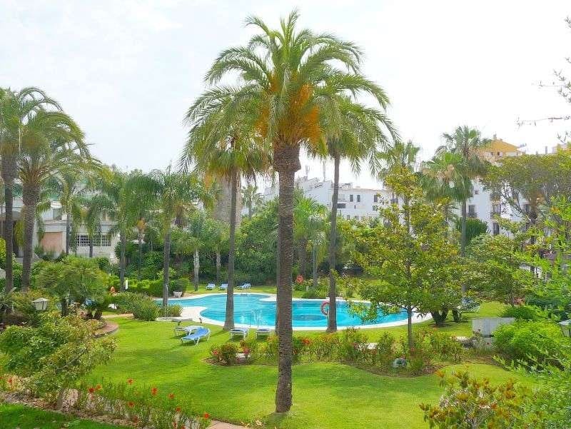 3 soverom Leilighet til salgs i Puerto Banus med svømmebasseng garasje - € 1 695 000 (Ref: 10001782)