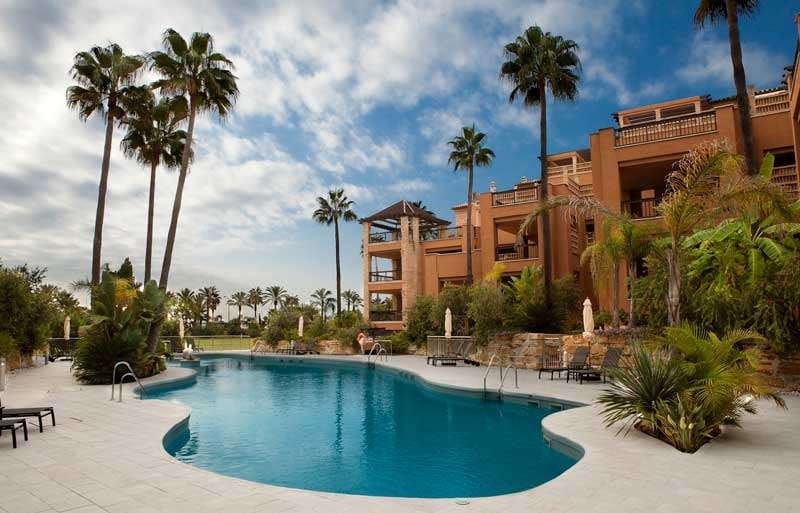 2 slaapkamer Penthouse te koop in Marbella met zwembad garage - € 1.157.790 (Ref: 10001784)