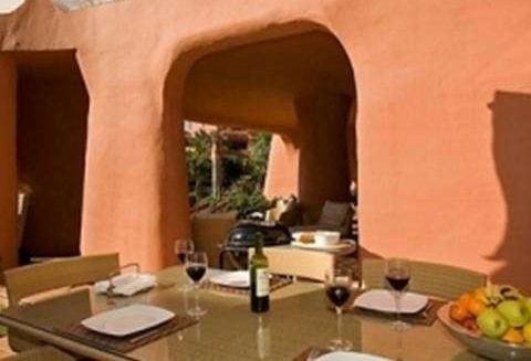 3 slaapkamer Appartement te koop in New Golden Mile met zwembad - € 1.095.000 (Ref: 10001786)
